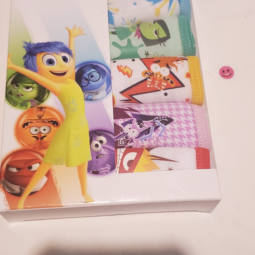 Inside Out Kids Briefs - 7 Pack - Picture 2 of 12